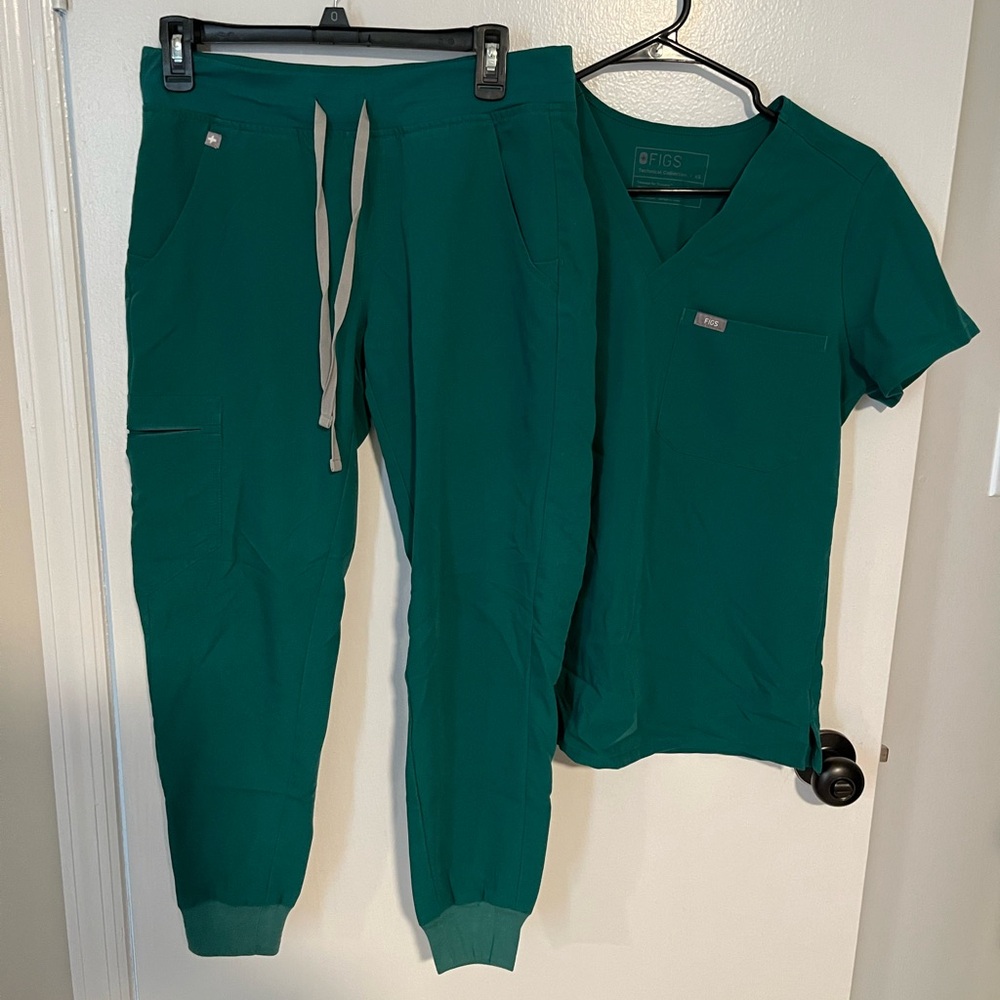 Figs Scrub set - Hunter Green